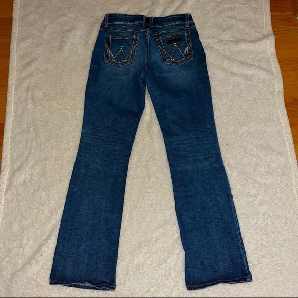Wrangler Bootcut Flare Mid Rise Jeans - Size 11 - Picture 6 of 12